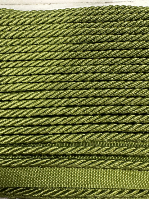 BIR806/107 Green 1/4 inch Twisted Lip Cord Trim