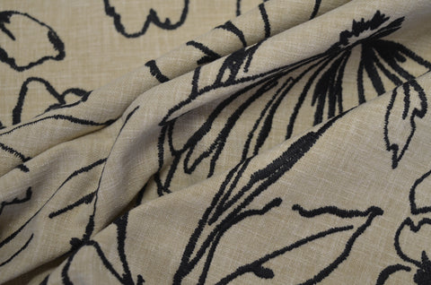 Daisy 936 Black Tan Covington Fabric