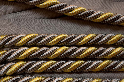 BC10003 11/10 Citrine Grey Gold Lip Cord