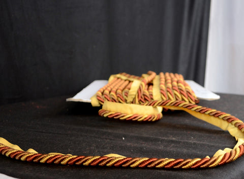 BC10003 88/61 Red Gold Lip Cord Trim