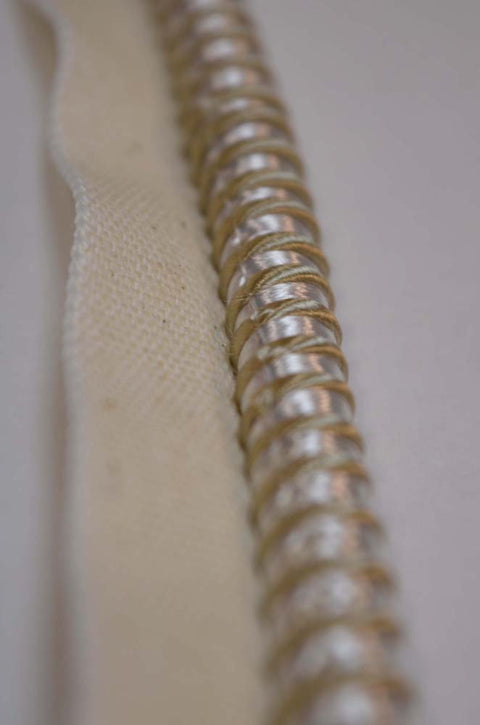 5770 6748 Lip Cord