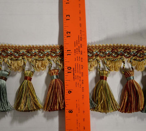 1398 9553 Tassel Trim