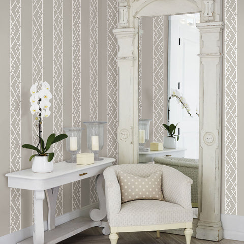 Platinum Latticework Wallpaper