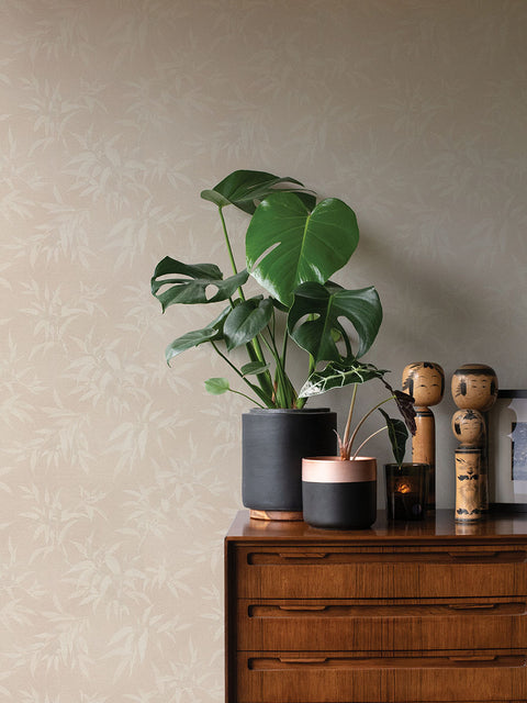 4035-409758 Minori Beige Leaves Wallpaper