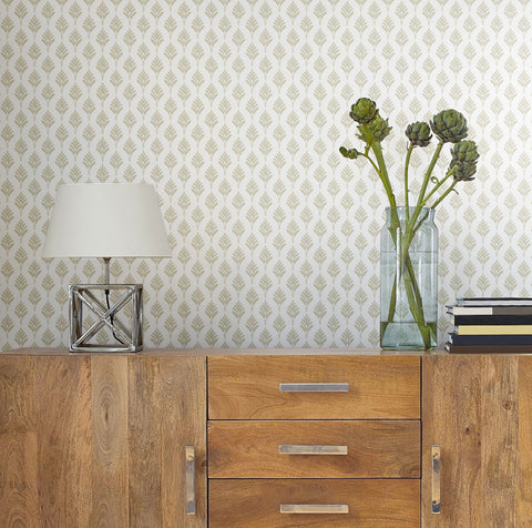 CV4458 Off White French Scallop Wallpaper