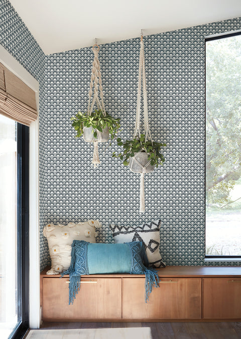 MK1150 Stacked Scallops Grey Wallpaper