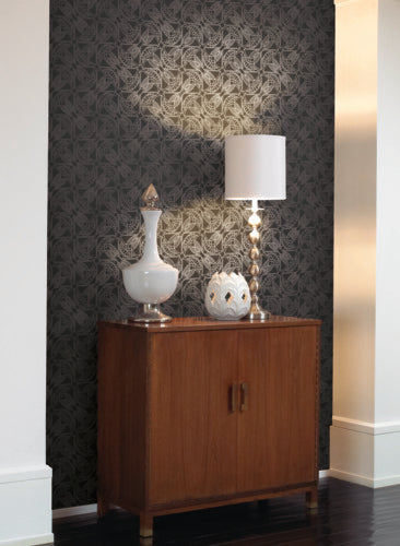 NW3524 Cartouche White/Silver Wallpaper