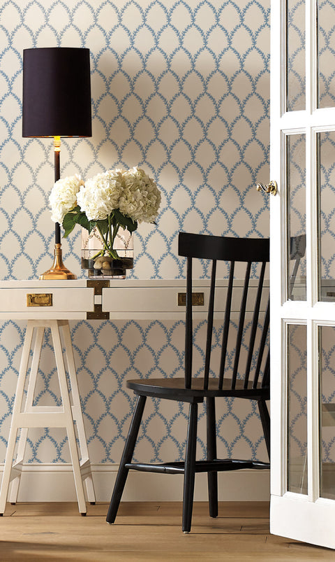 RI5180 Blue/White Laurel Wallpaper