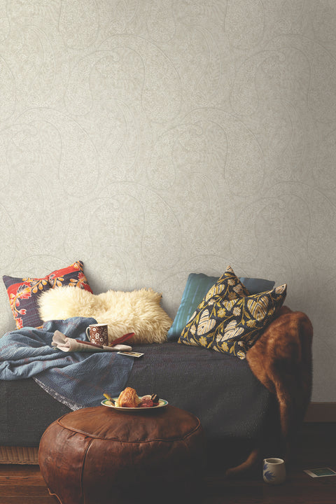 BO6652 Off White Kashmir Dreams Paisley Wallpaper