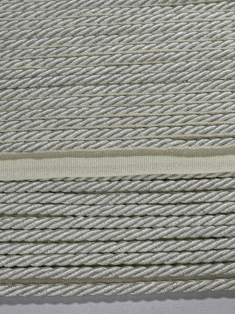 BIR806/3 White 1/4 inch Twisted Lipcord Trim